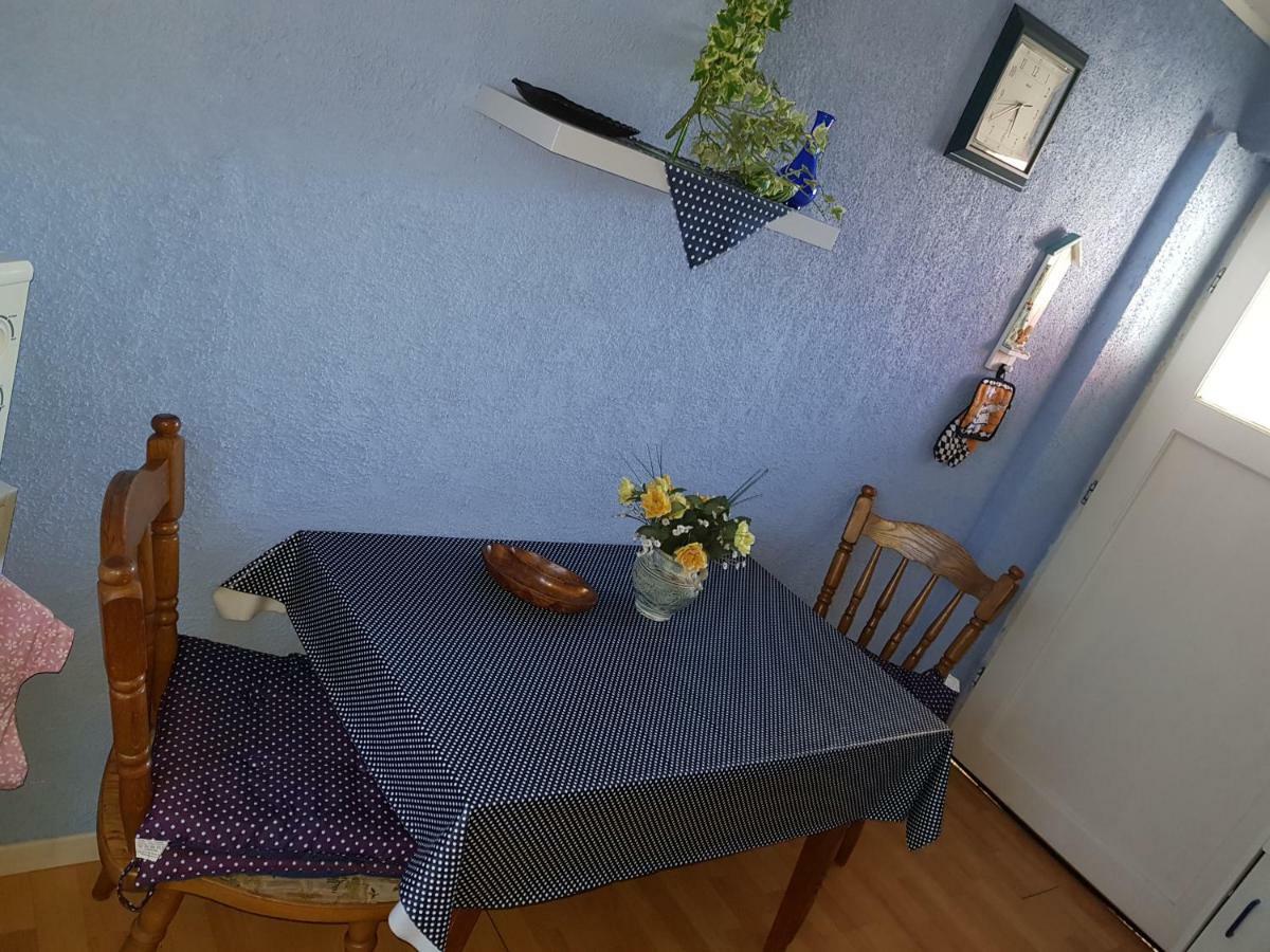 Ferienwohnung Roebel/Mueritz エクステリア 写真