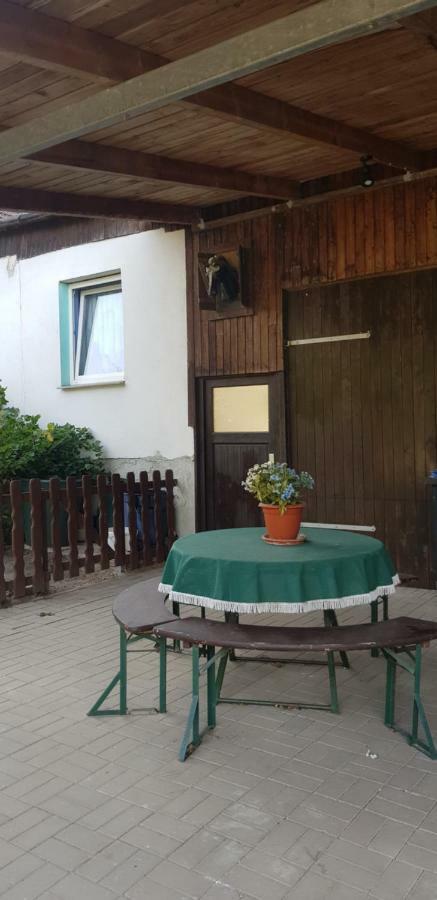 Ferienwohnung Roebel/Mueritz エクステリア 写真